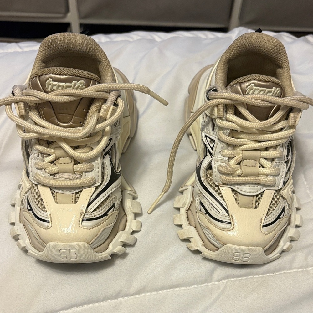 Balenciaga Kids Cream and White Sneakers